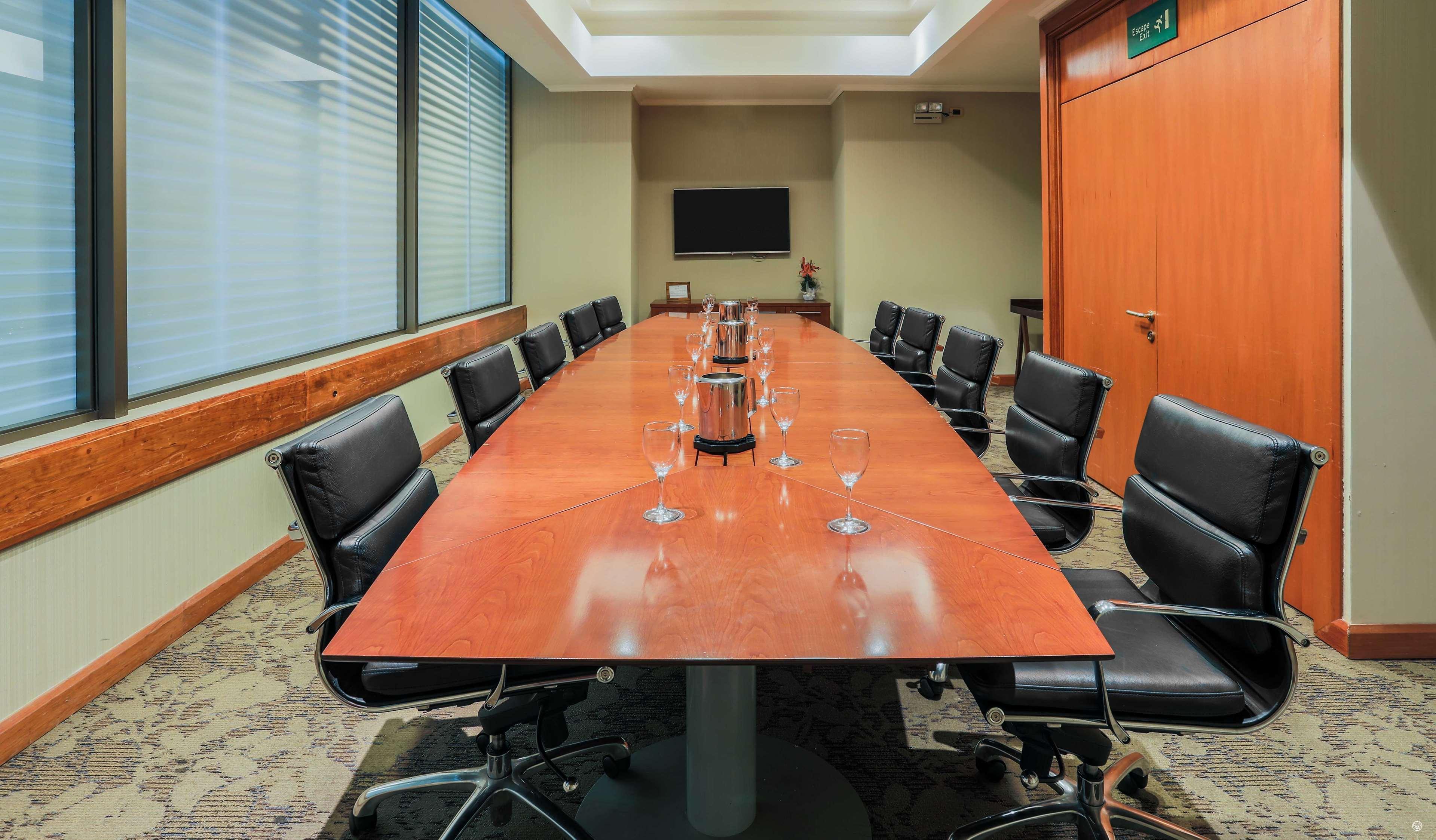 Sonesta Hotel Osorno Εξωτερικό φωτογραφία Boardroom at the Hilton San Francisco Airport